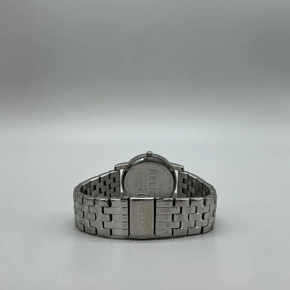 Relic ZR34043 Womens Watch 32mm Silver Tone Stainless Crystals New Battery 6.75